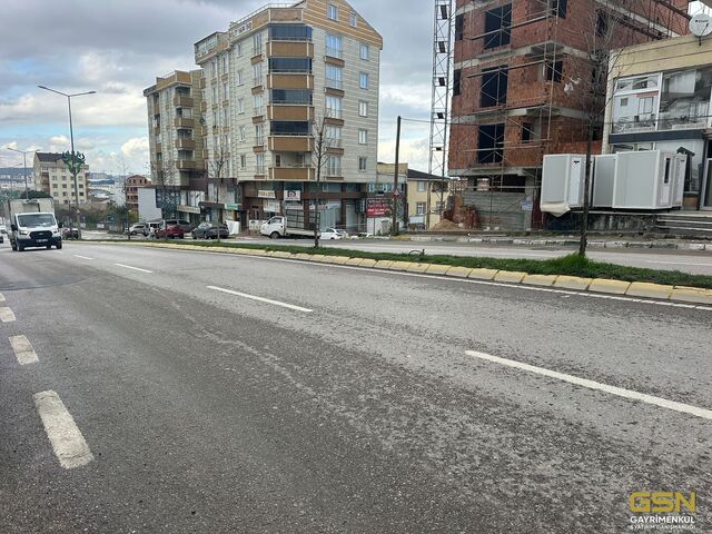 3-GSN GAYRİMENKULDEN MUHAMMER AKSOY DA 300M2 KİRALIK ARSA